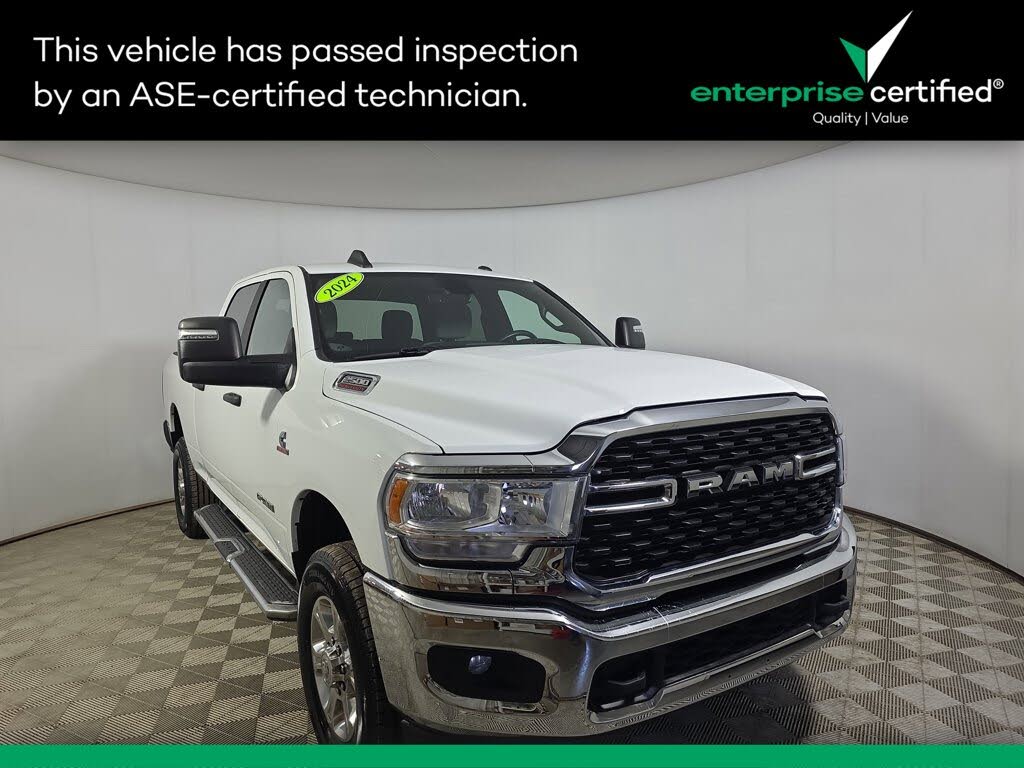 2024 RAM 2500 Big Horn Crew Cab 4WD