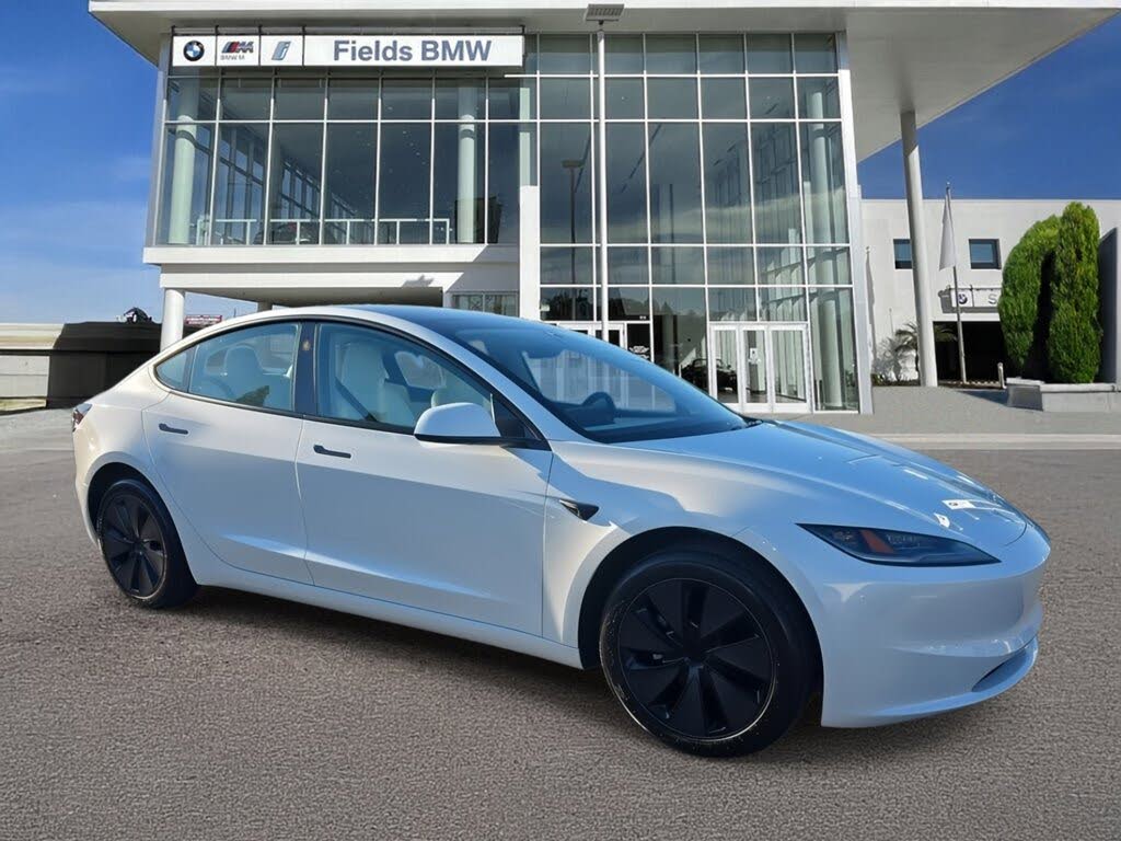 2025 Tesla Model 3 Long Range RWD