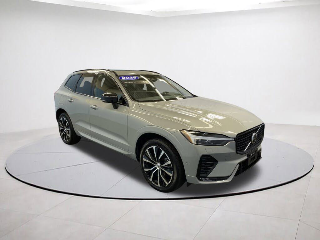 2025 Volvo XC60 B5 Plus Dark Theme AWD