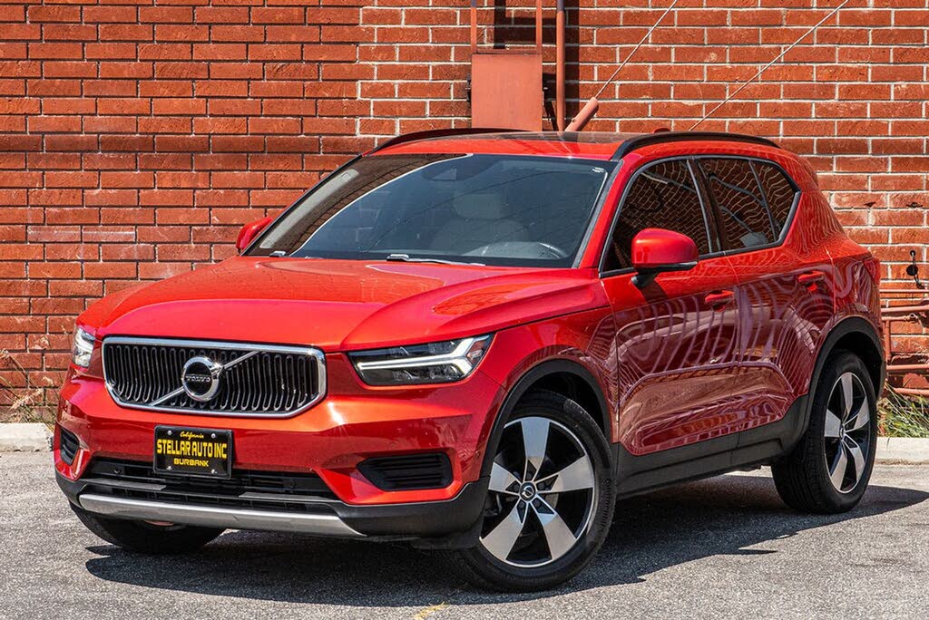 2019 Volvo XC40 T5 Momentum AWD