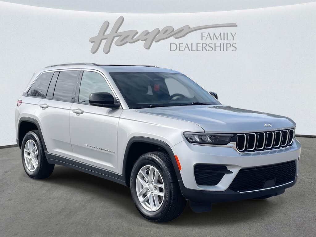 2024 Jeep Grand Cherokee Laredo X RWD