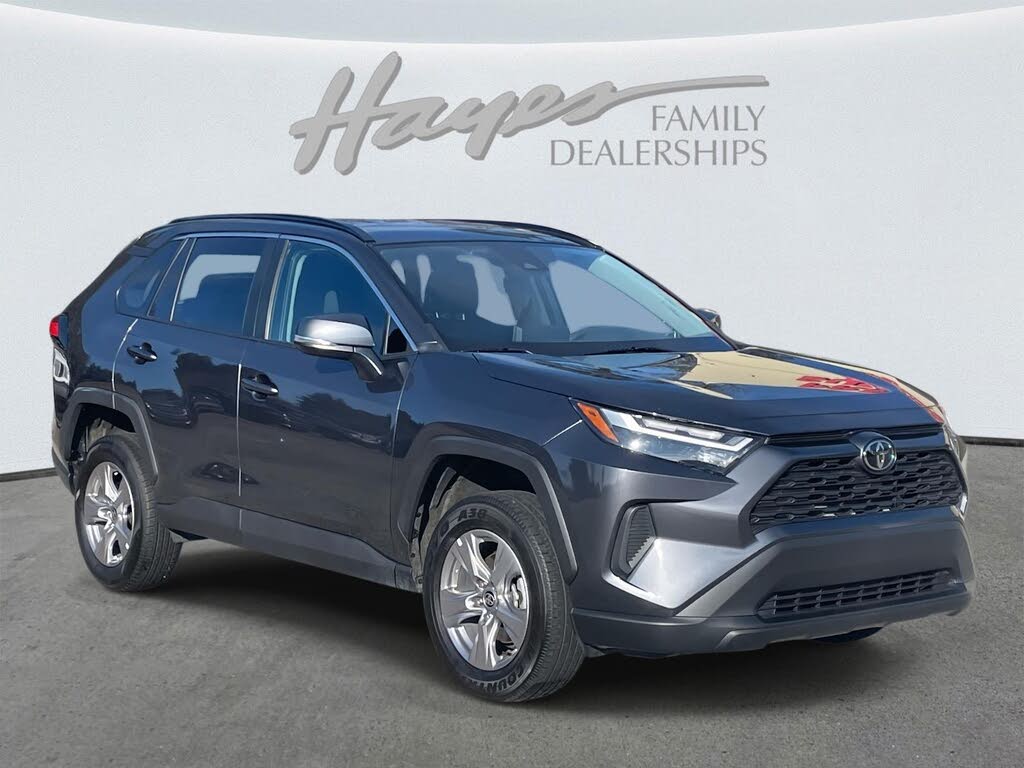 2024 Toyota RAV4 XLE FWD