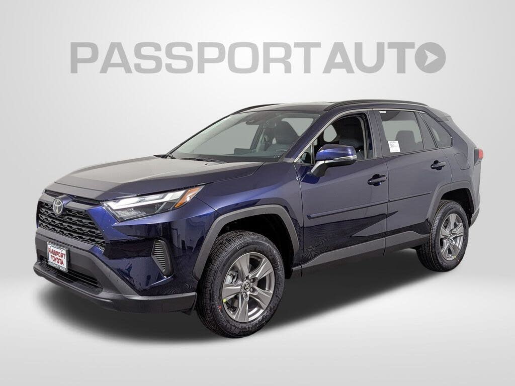 2025 Toyota RAV4 XLE AWD