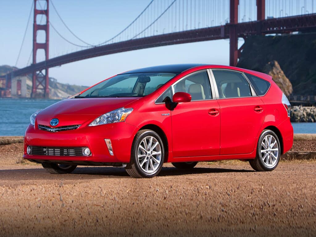 2013 Toyota Prius v Two FWD
