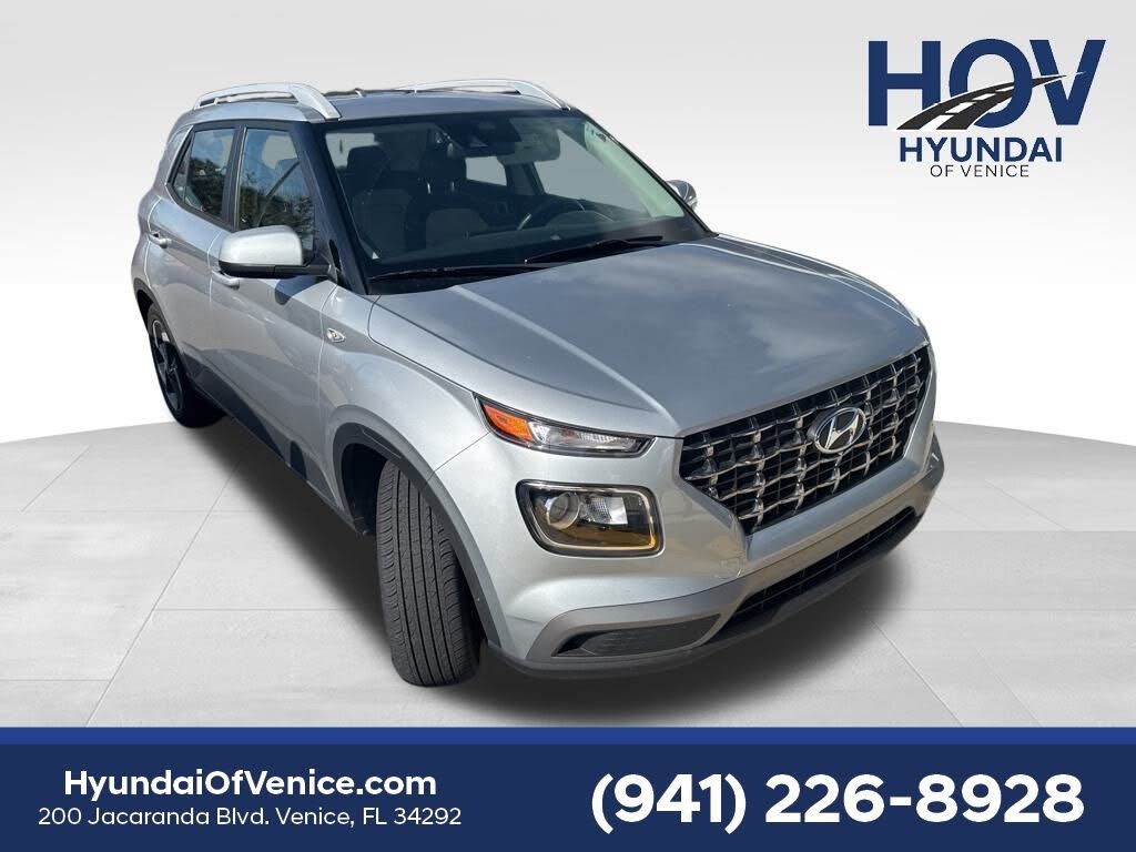2022 Hyundai Venue SEL FWD