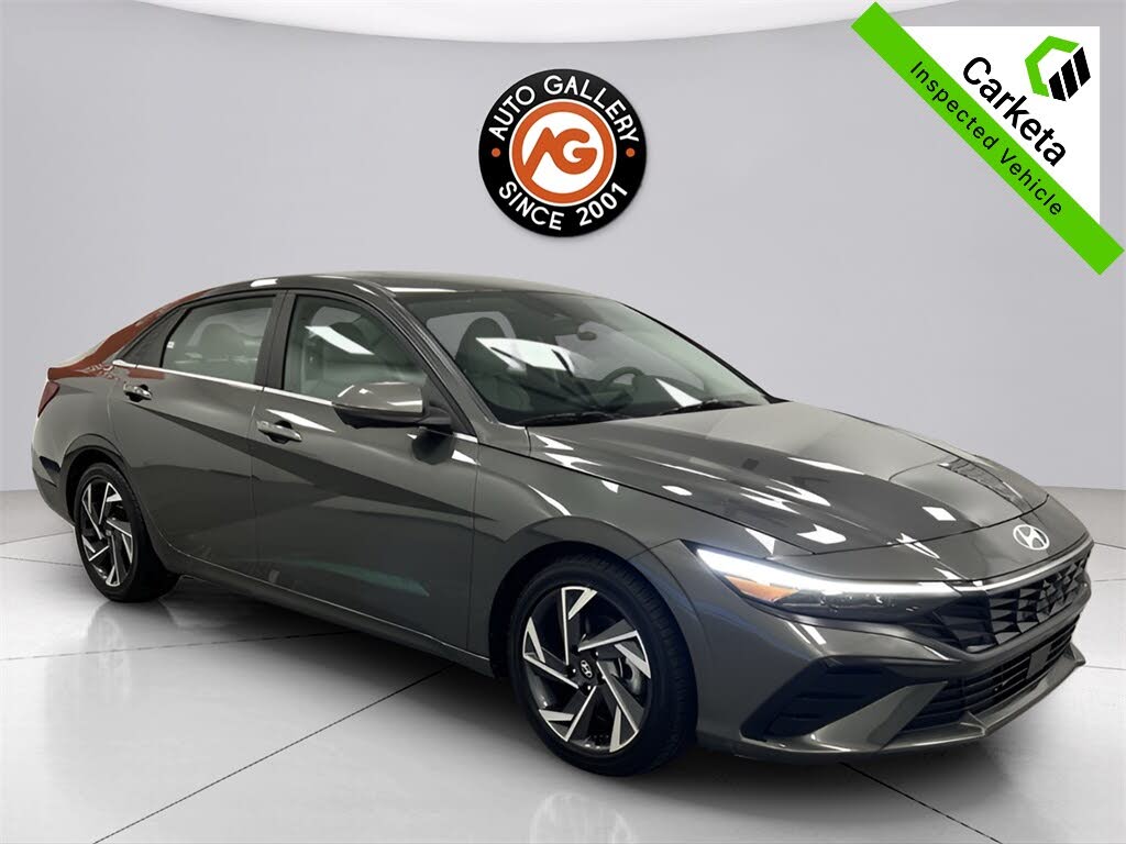 2024 Hyundai Elantra Limited FWD