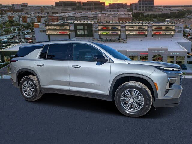 2025 Chevrolet Traverse LT AWD