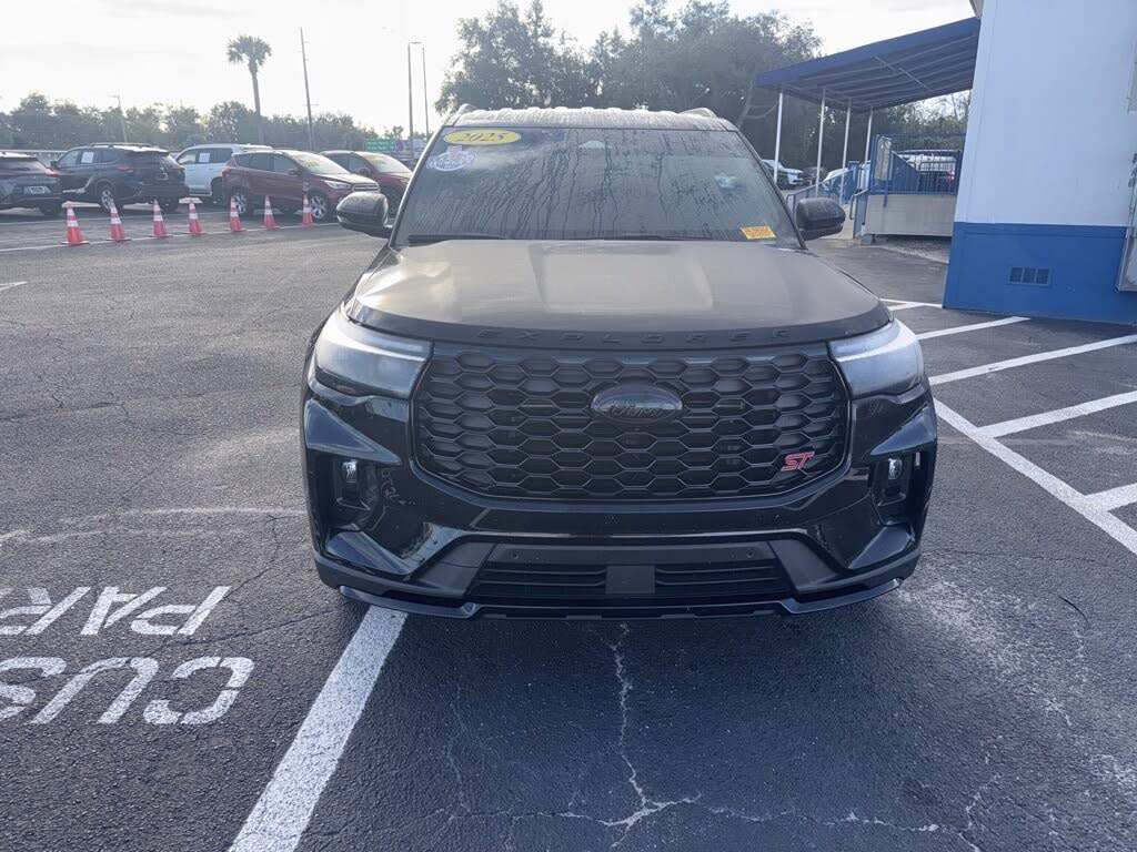 2025 Ford Explorer ST AWD
