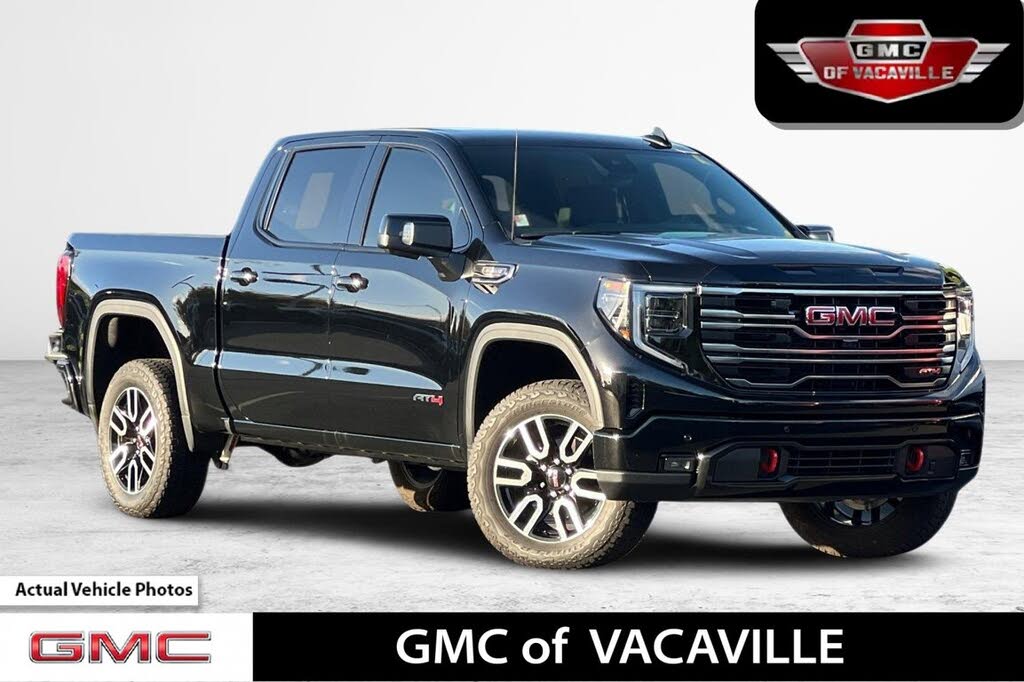 2025 GMC Sierra 1500 AT4 Crew Cab 4WD