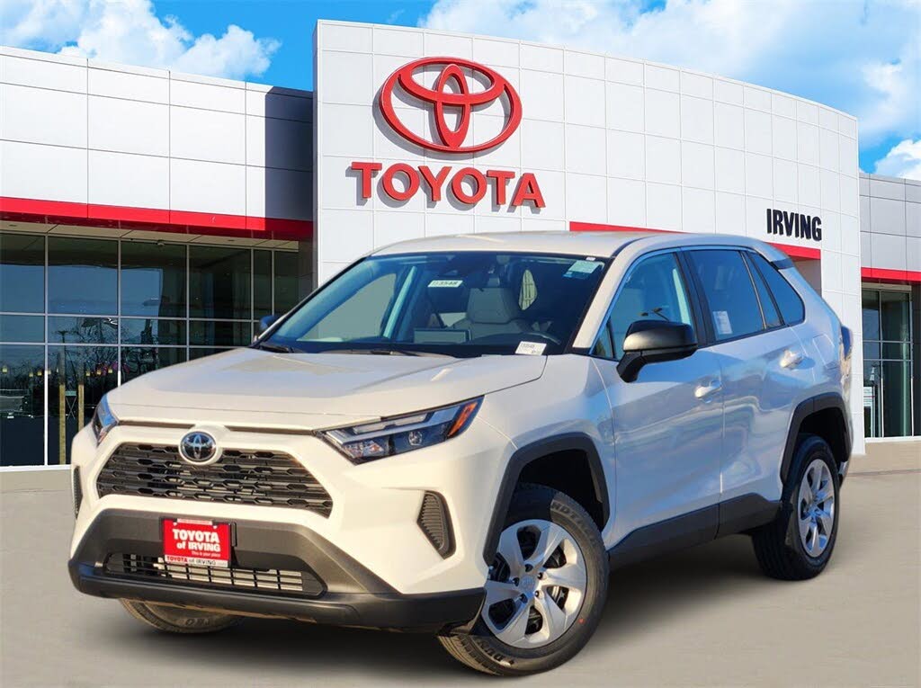 2025 Toyota RAV4 LE FWD