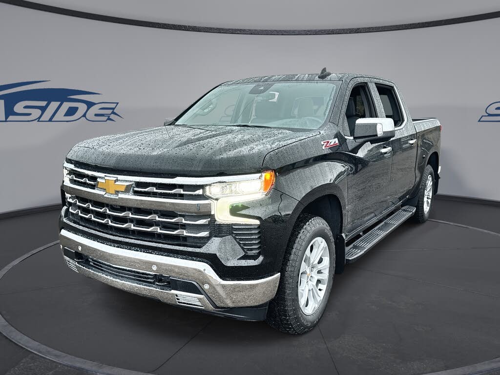 2026 Chevrolet Silverado 1500 LTZ Crew Cab 4WD