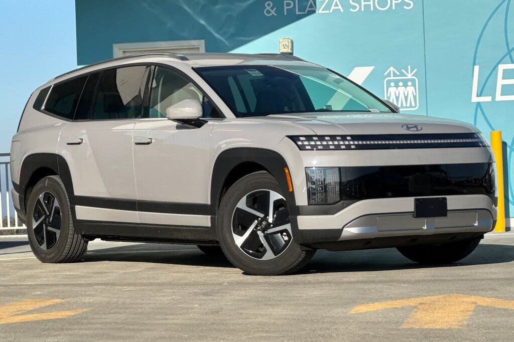 2026 Hyundai Ioniq 9 S RWD