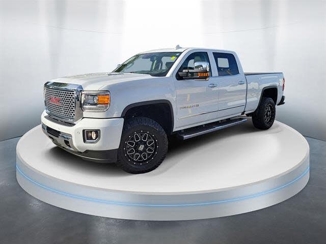 2016 GMC Sierra 3500HD Denali Crew Cab SB 4WD