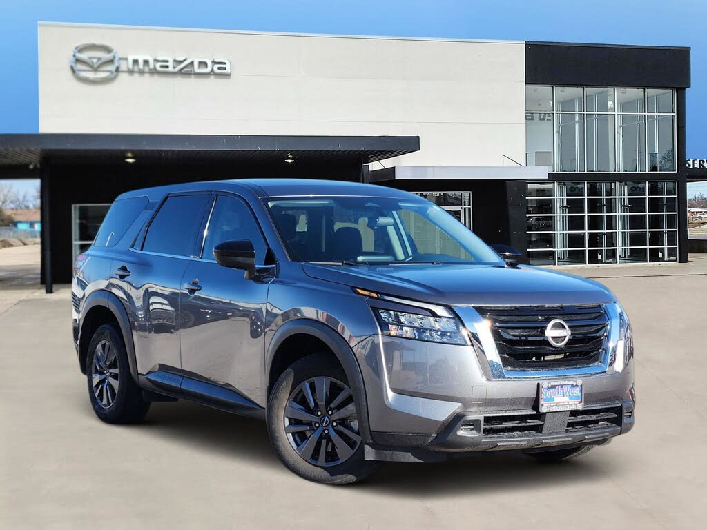 2023 Nissan Pathfinder S 4WD
