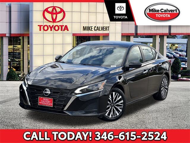 2024 Nissan Altima 2.5 SV FWD