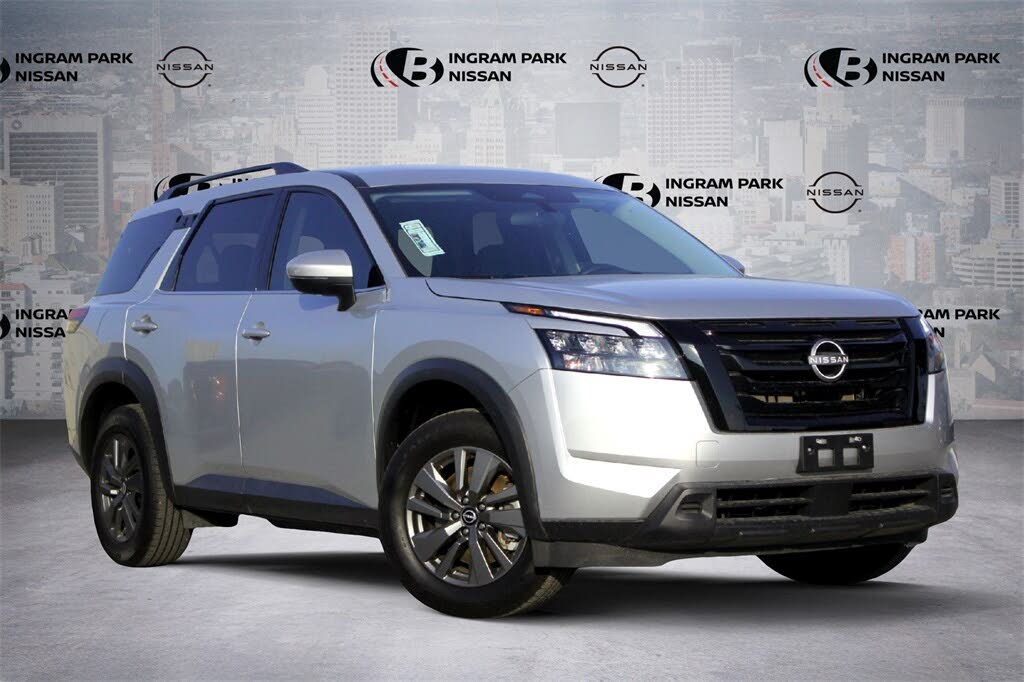 2024 Nissan Pathfinder SV FWD