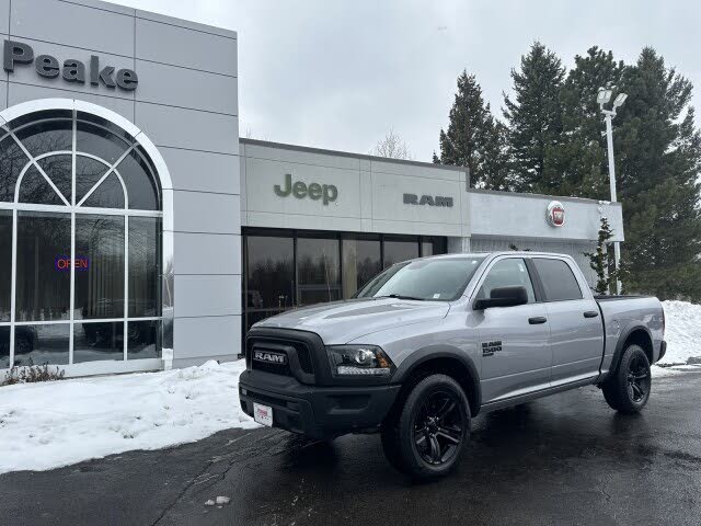 2024 RAM 1500 Classic SLT Crew Cab 4WD