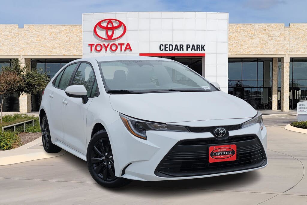 2024 Toyota Corolla LE FWD