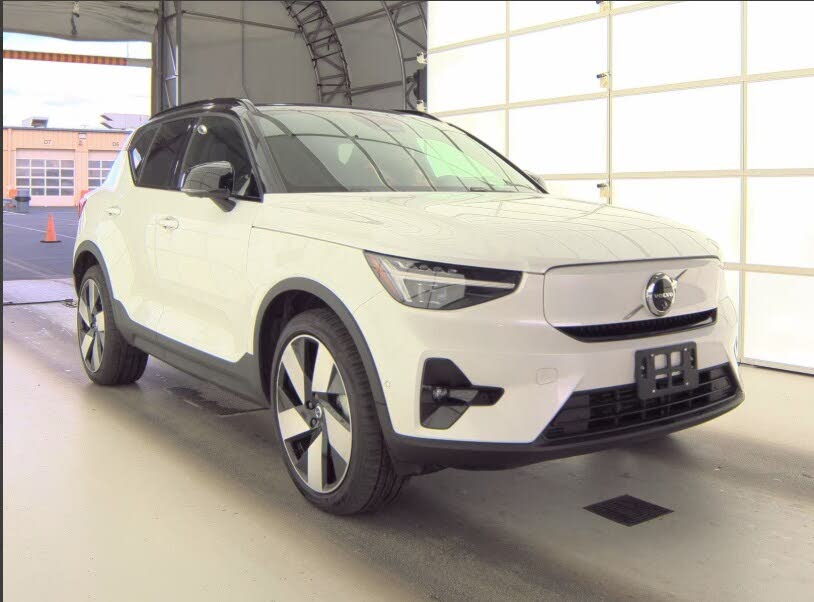 2024 Volvo XC40 Recharge Twin Plus eAWD
