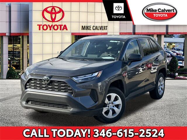 2025 Toyota RAV4 LE FWD