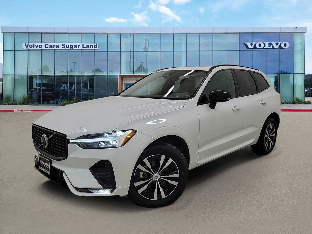 2025 Volvo XC60 B5 Core Dark Theme AWD