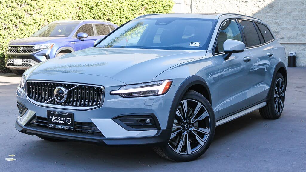 2026 Volvo V60 Cross Country B5 Ultra AWD