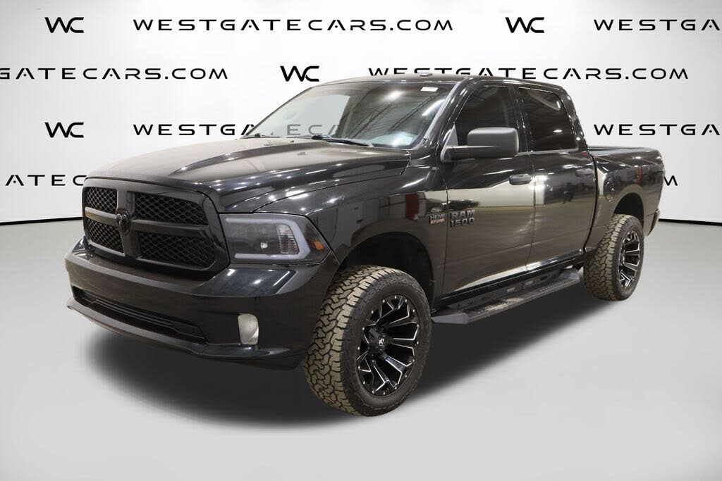 2018 RAM 1500 Express Crew Cab 4WD