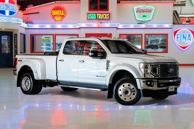 2021 Ford F-450 Super Duty Lariat Crew Cab LB DRW 4WD