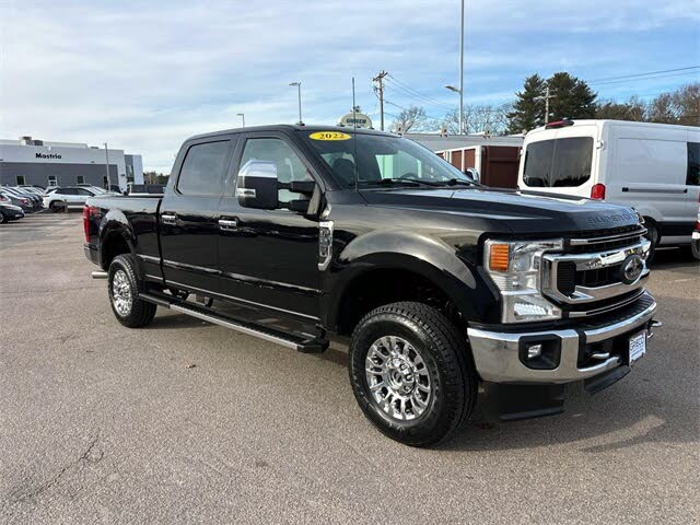 2022 Ford F-250 Super Duty XLT Crew Cab 4WD