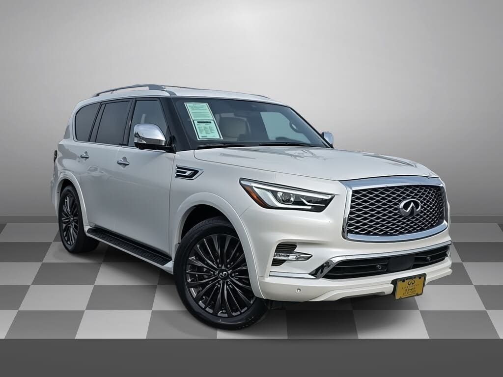 2022 INFINITI QX80 Sensory 4WD