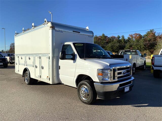 2023 Ford E-Series Chassis E-450 SD Cutaway 158 DRW RWD