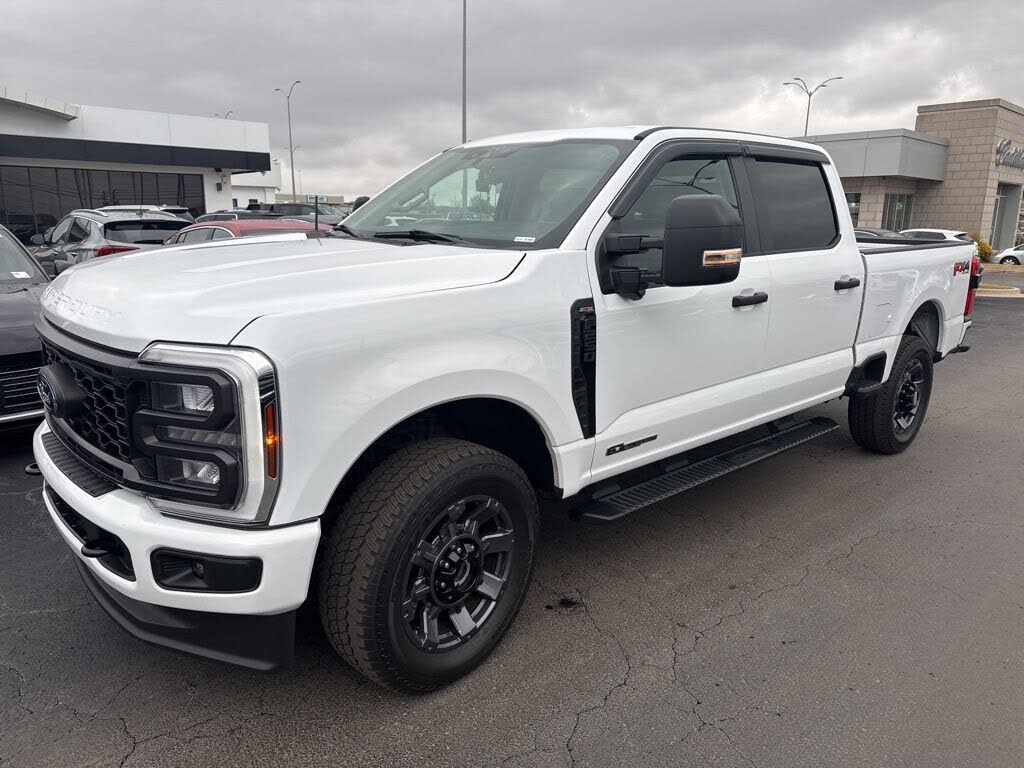 2024 Ford F-250 Super Duty XL Crew Cab 4WD