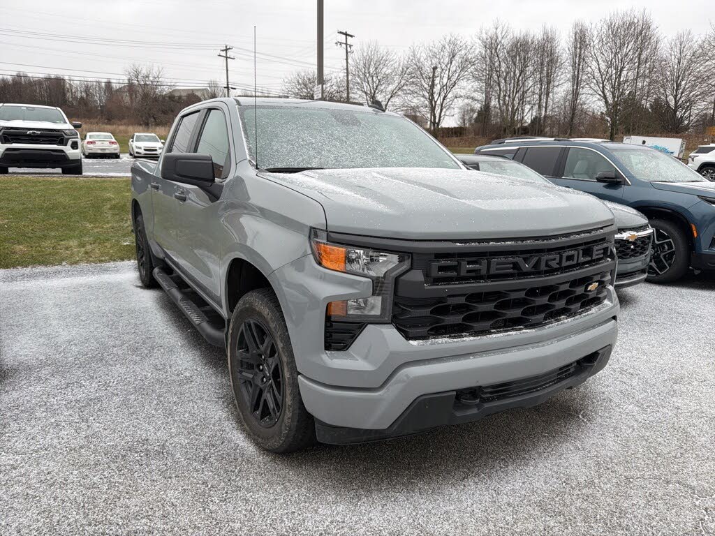 2025 Chevrolet Silverado 1500 Custom Crew Cab 4WD