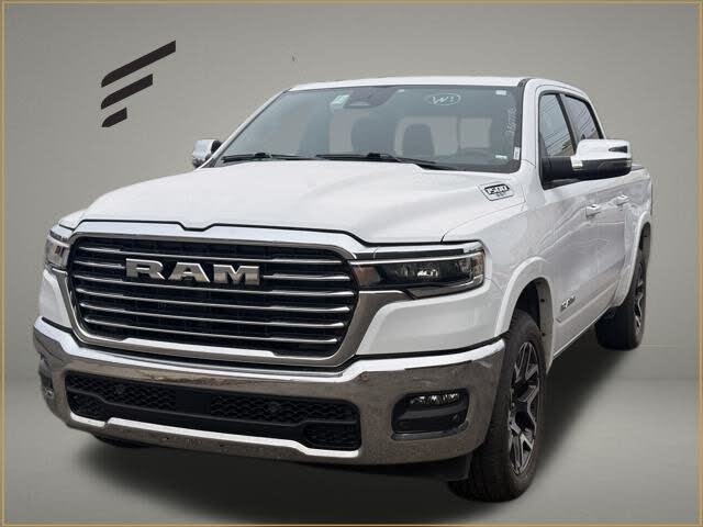 2025 RAM 1500 Laramie Crew Cab 4WD