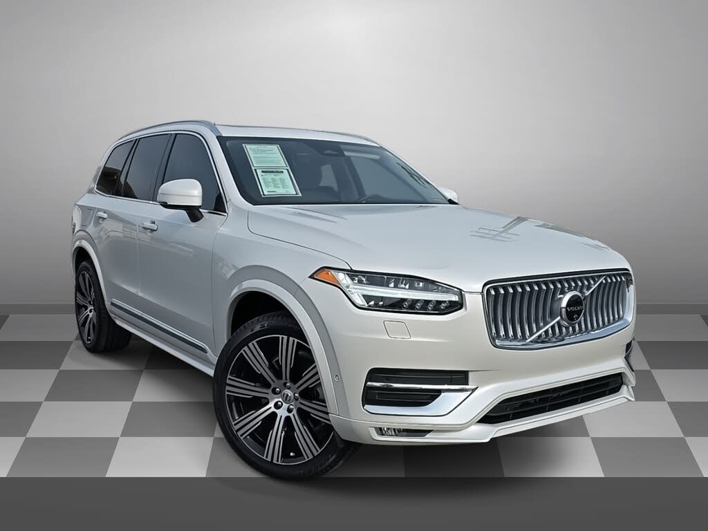 2025 Volvo XC90 B6 Ultra Bright Theme 6-Passenger AWD