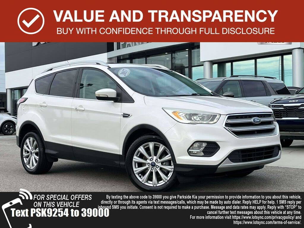 2017 Ford Escape Titanium FWD