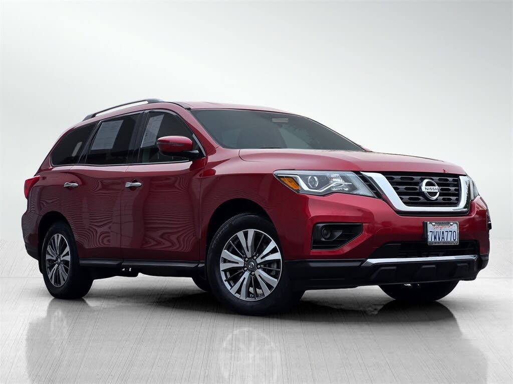 2017 Nissan Pathfinder S