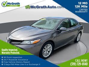 Toyota Camry Hybrid XLE FWD