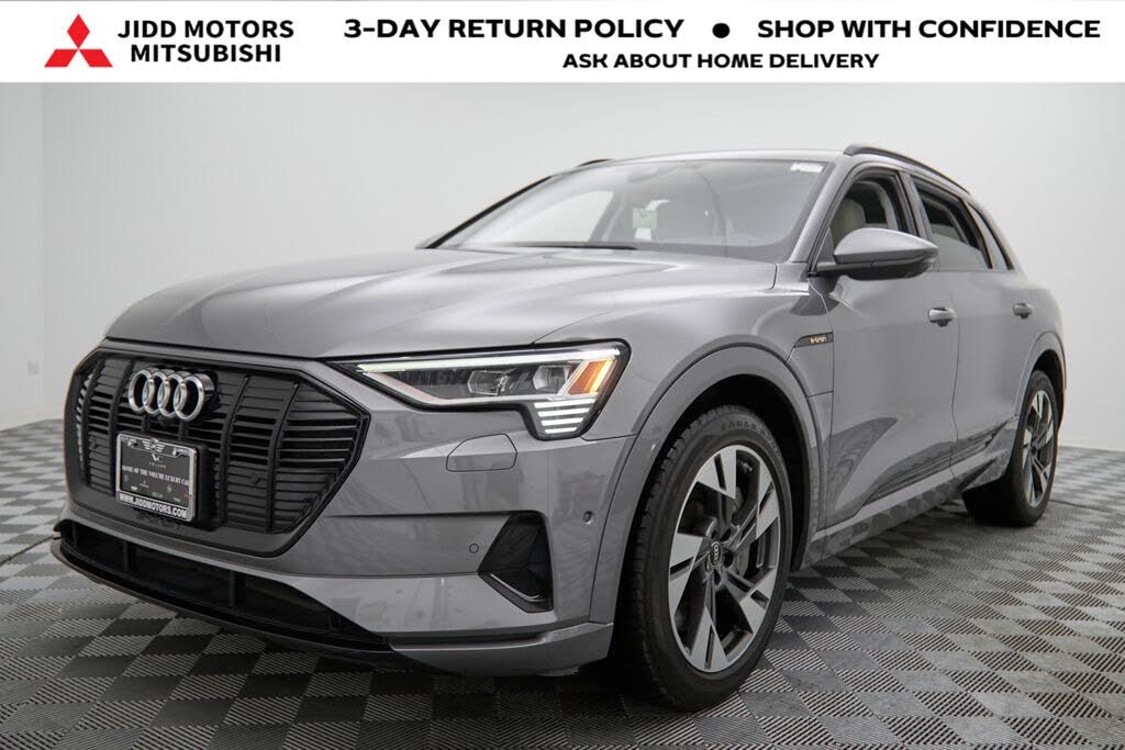 2022 Audi e-tron Premium quattro AWD