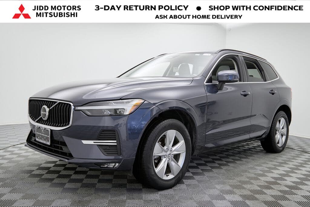 2022 Volvo XC60 B5 Momentum AWD