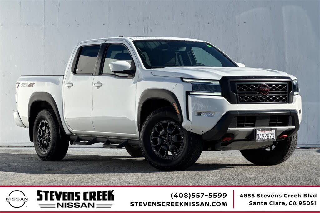 2024 Nissan Frontier PRO-4X Crew Cab 4WD