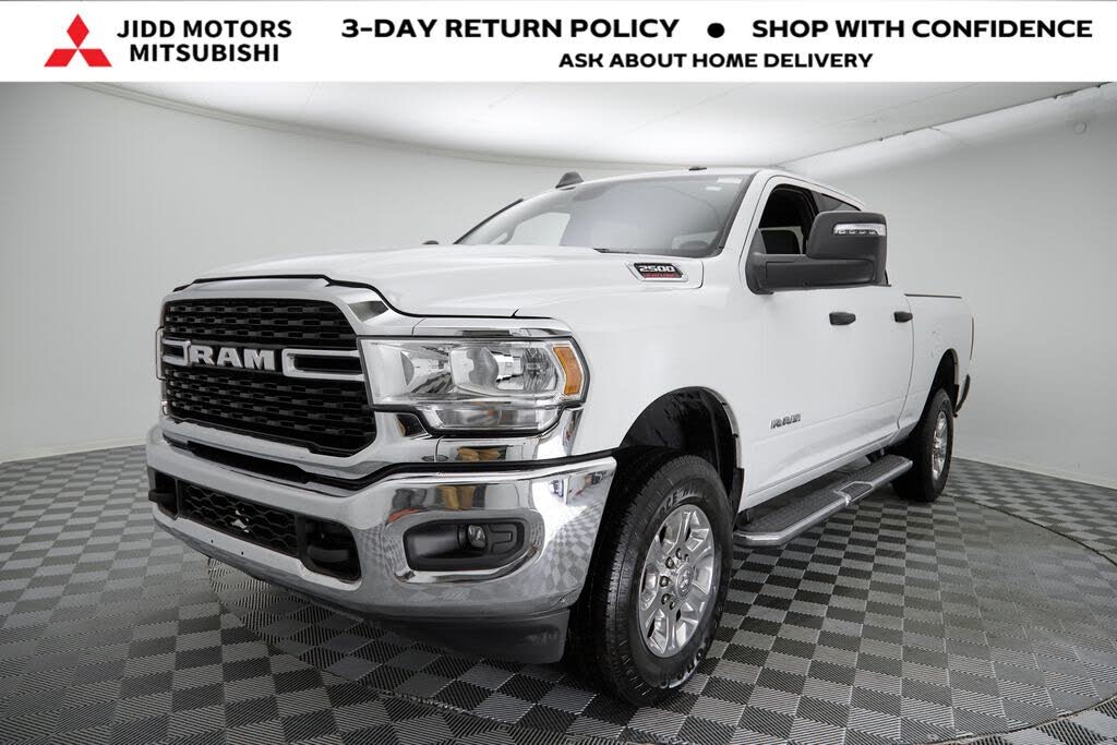 2024 RAM 2500 Big Horn Crew Cab 4WD