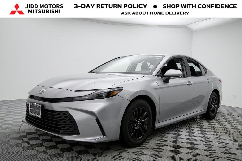 2025 Toyota Camry LE FWD