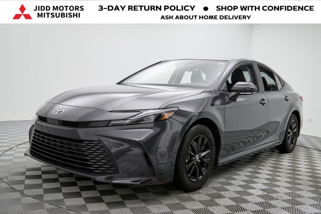 2025 Toyota Camry LE FWD
