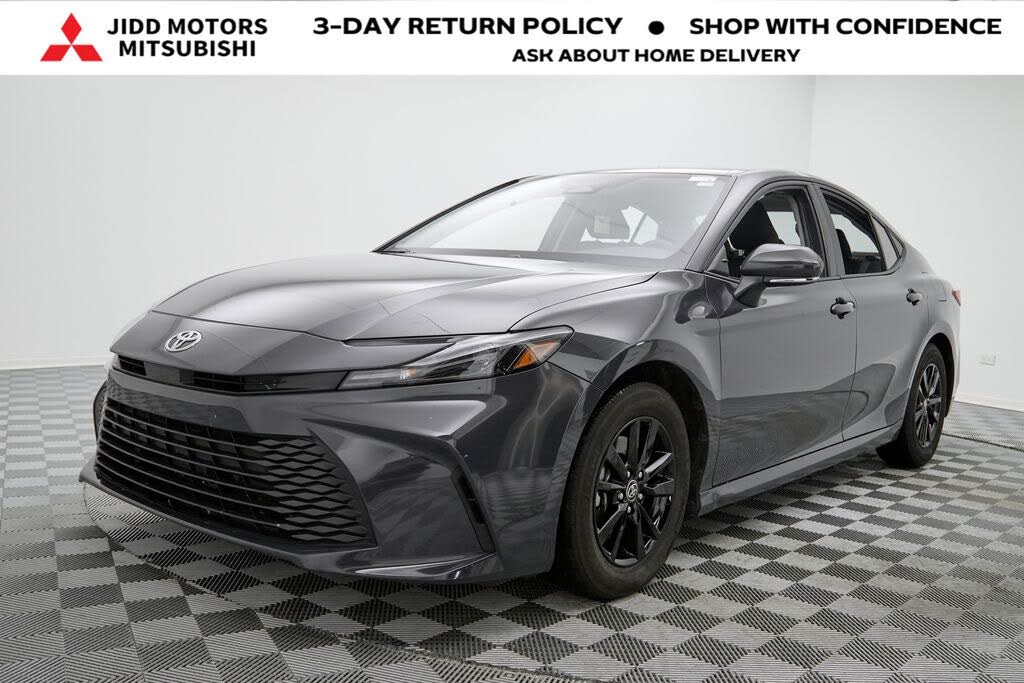 2025 Toyota Camry LE FWD