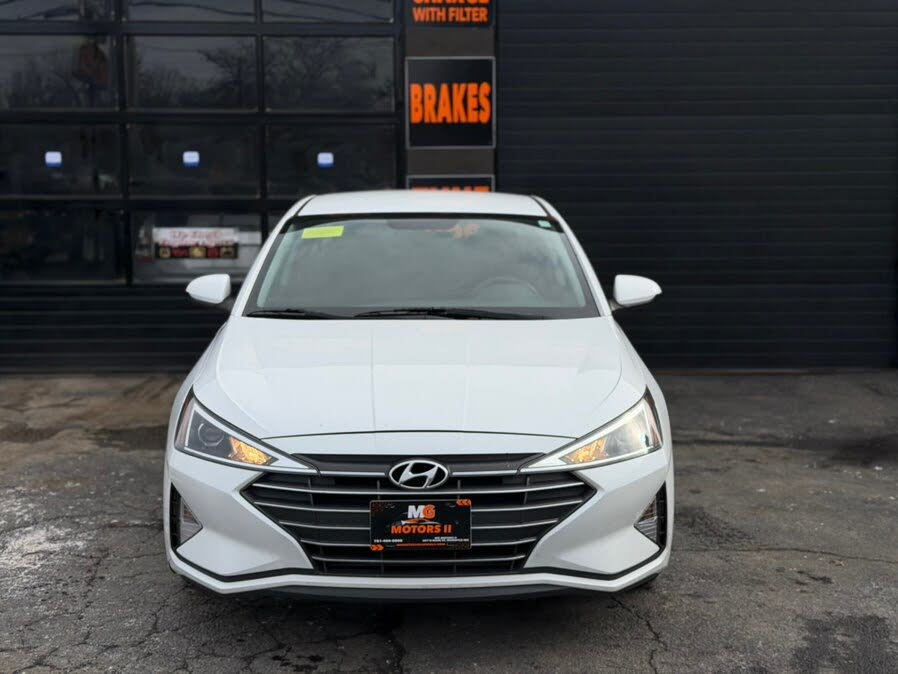 2019 Hyundai Elantra SE FWD