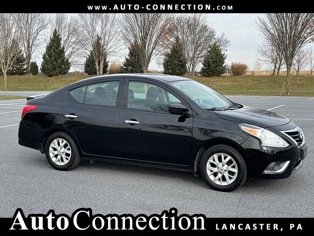 2019 Nissan Versa SV FWD