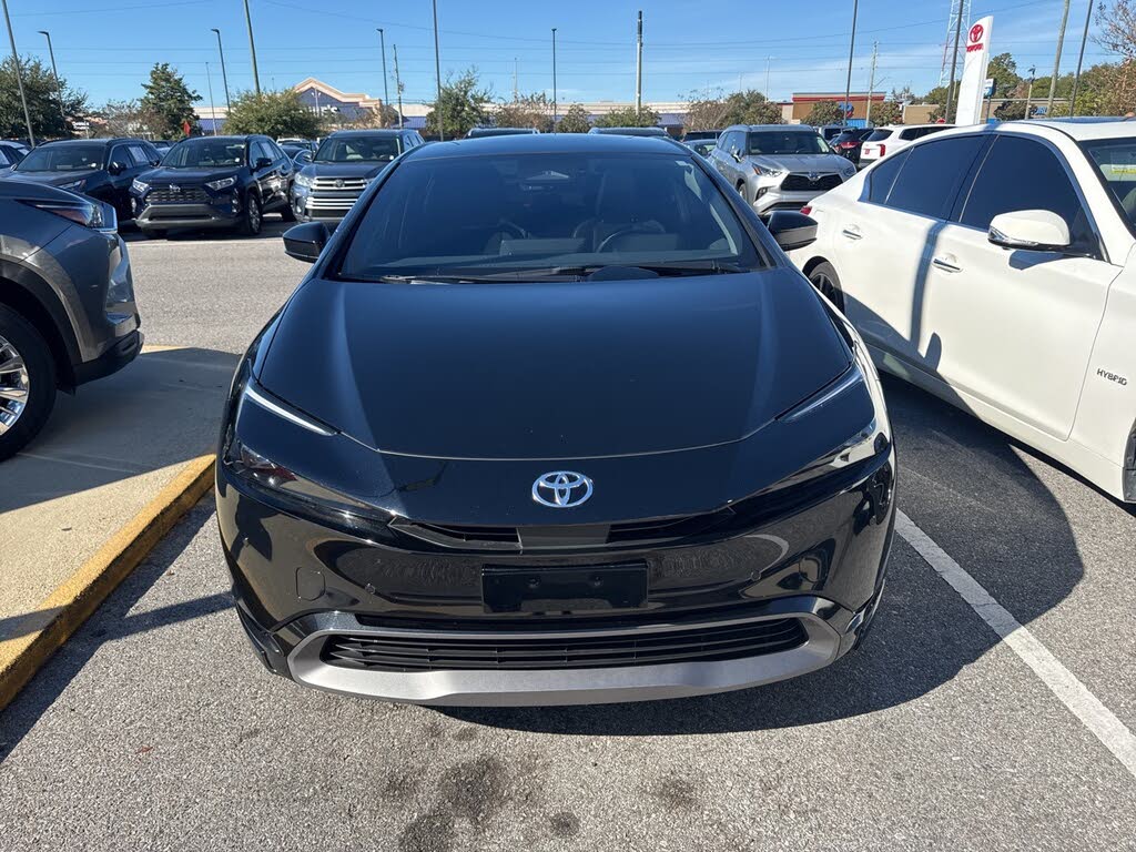 2024 Toyota Prius XLE FWD
