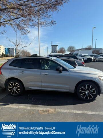 2025 Volvo XC60 B5 Plus Dark Theme AWD