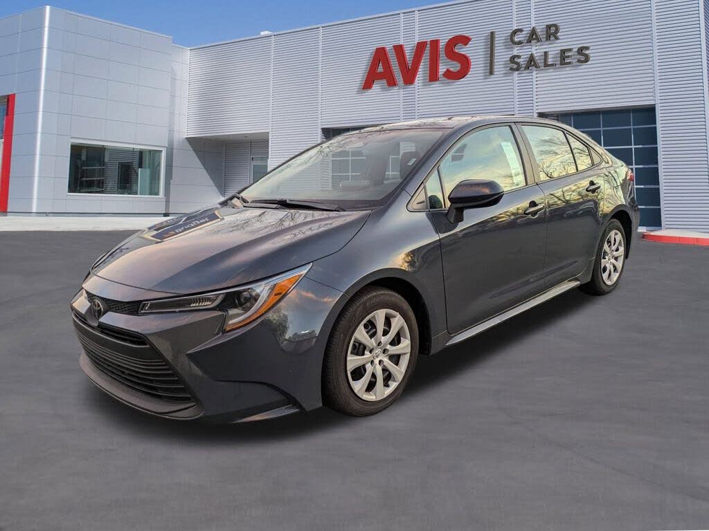 2025 Toyota Corolla LE FWD